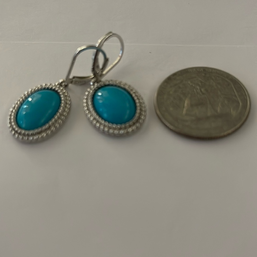 Beautiful turquoise real stone on 14kt gold over silver. Nice for everyday use.